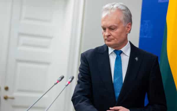 Nausėda: net ir tęsiantis įtampai Hormuzo sąsiauryje, turime užtikrinti mažesnes kuro kainas