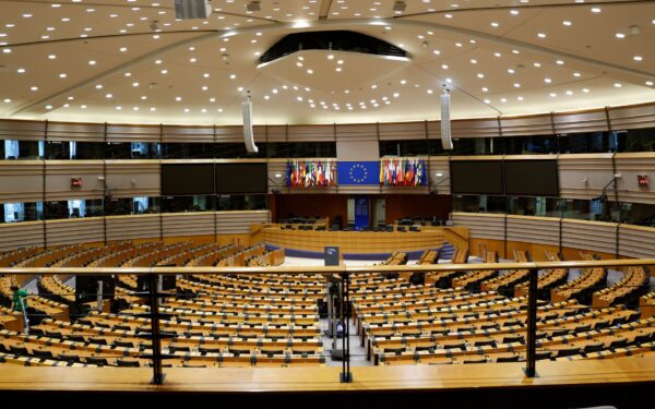 Kaip fašizmo šaknys Europoje iki šiol veikia politines diskusijas: tylūs XX amžiaus aidai