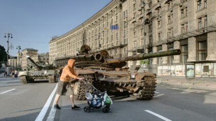 Karinės technikos mitai socialiniuose tinkluose: kaip atpažinti dezinformaciją apie NATO saugumą
