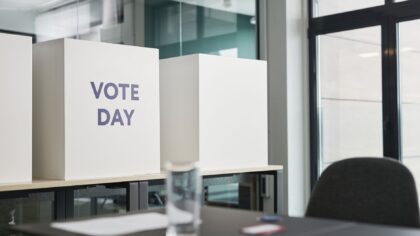 Kas yra referendumas ir kada jis skelbiamas: paprastas paaiškinimas, kaip piliečiai patys priima sprendimus