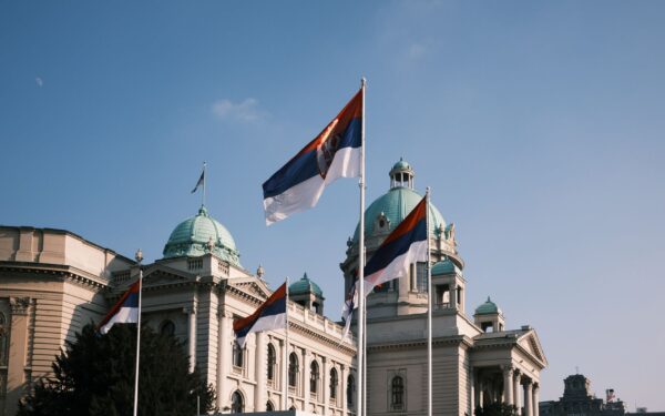 Kas yra valdžių padalijimas Lietuvoje: paprastas paaiškinimas, kaip veikia trijų šakų sistema