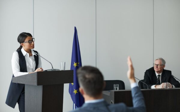 Kaip pokario kolonijinės imperijos griūtis perbraižė pasaulio politiką: pamokos dabarties konfliktams