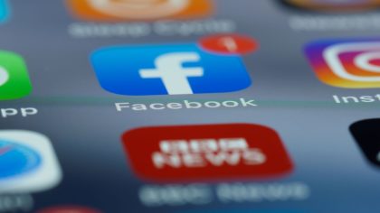 Socialinių tinklų karo kronikos: kaip karo propagandą atpažinti namų sąlygomis ir neprarasti kritinio žvilgsnio