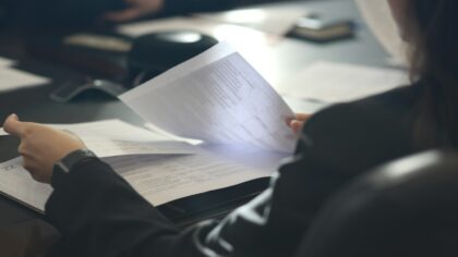 Teisė į informaciją praktikoje: kaip kiekvienas žmogus gali gauti atsakymus iš valdžios įstaigų